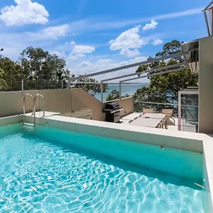 Little Cove Court **** Noosa Heads